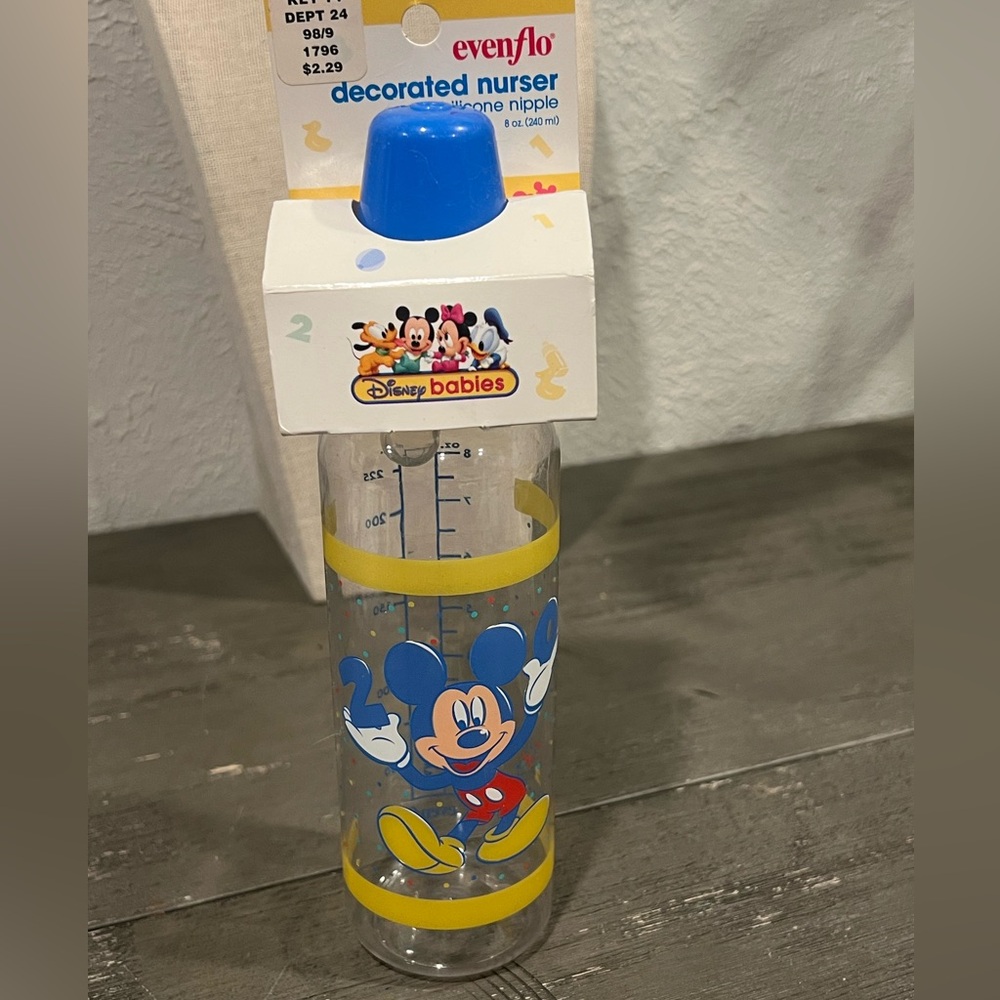 Vintage 2000 Evenflo Mickey Mouse Disney Babies 9 ounce baby bottle